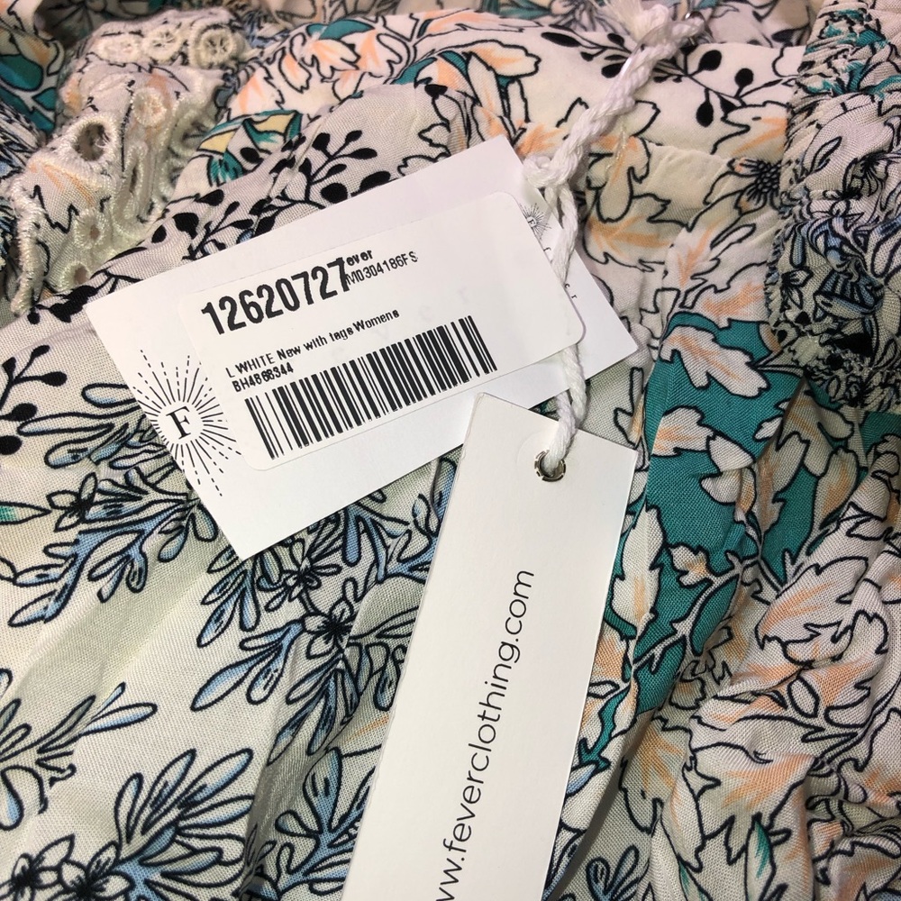 Fever Floral Spring/Summer Ruffle Top Size Large NWT - Picture 6 of 9